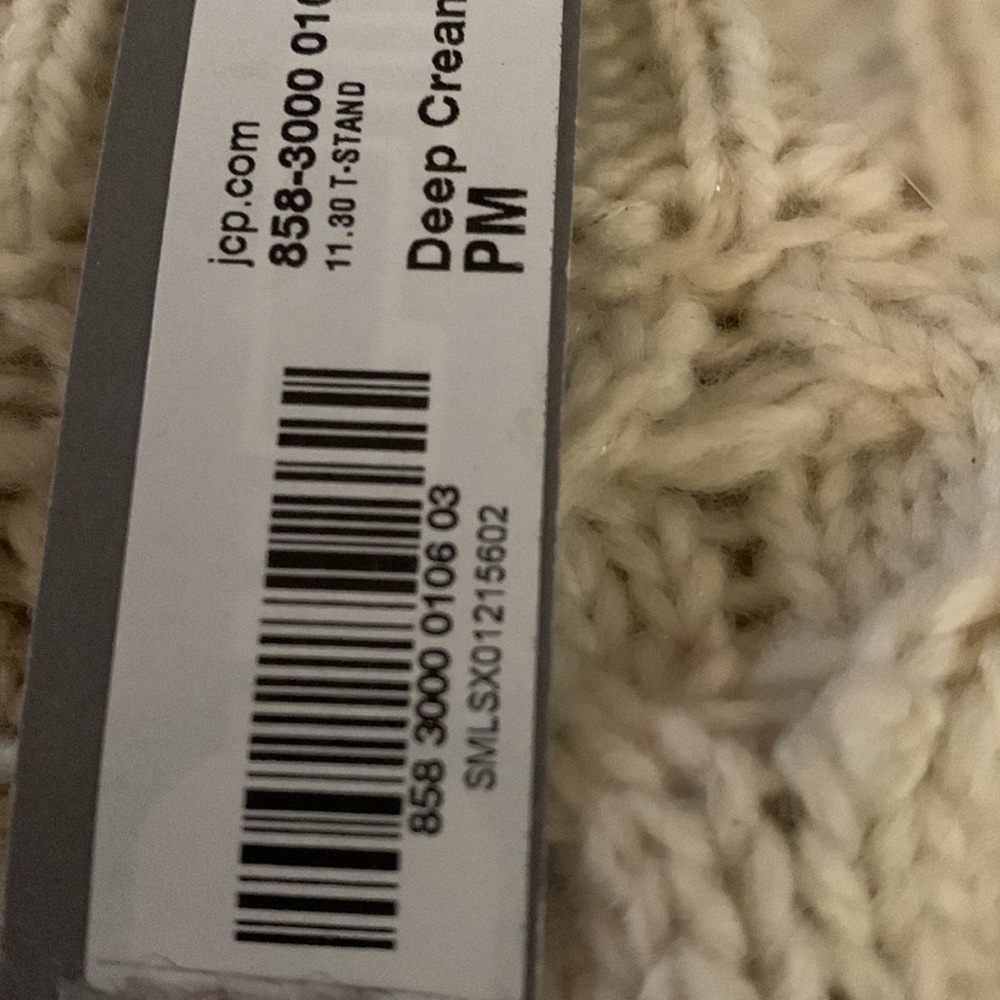 Sweater - Picture 5 of 5